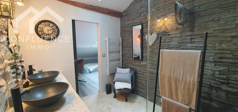 Maison - 110 m² - 4 pièces