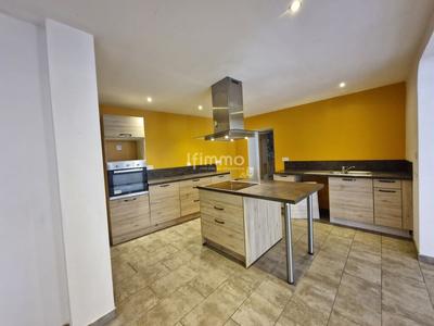 Maison de ville - 140 m² - 7 pièces