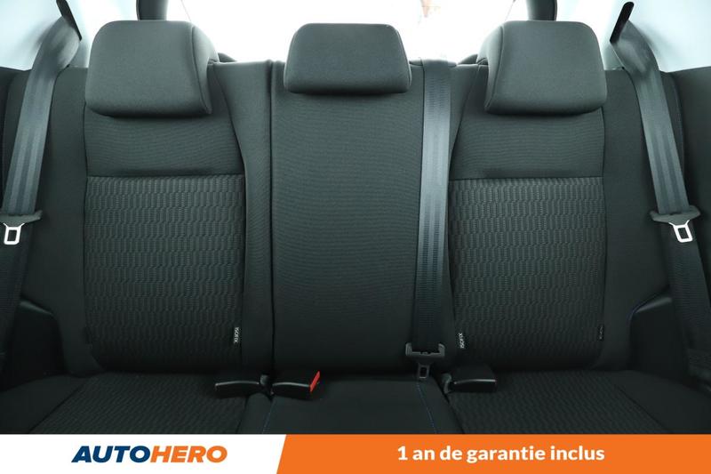 Peugeot 208 1.2 PureTech Signature 5p 82 ch