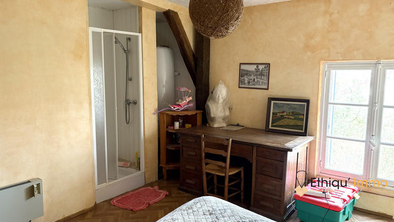 Maison ancienne - 202 m² - 7 pièces