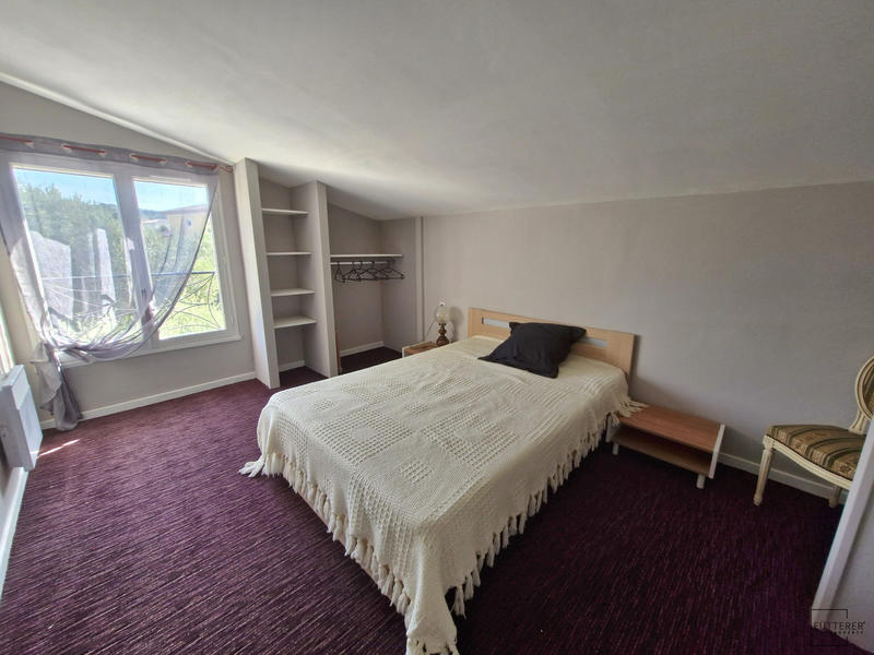 Villa - 181 m² - 6 pièces