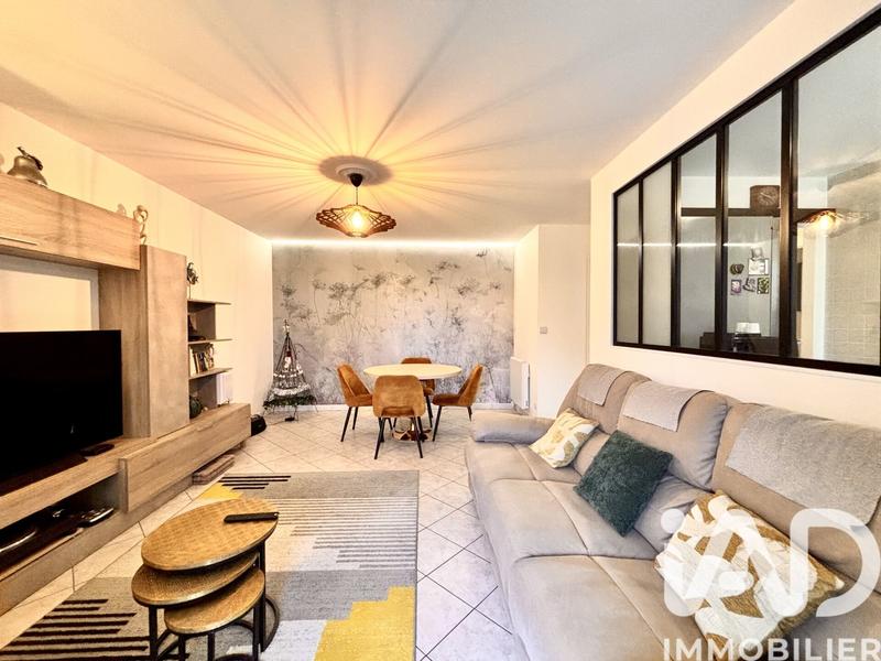 Appartement - 67 m² - 3 pièces