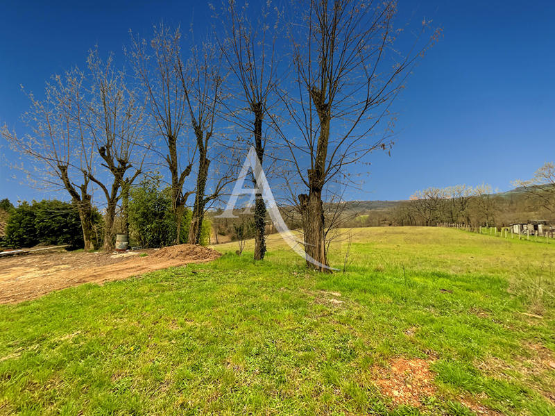 Maison - 200 m² - 9 pièces