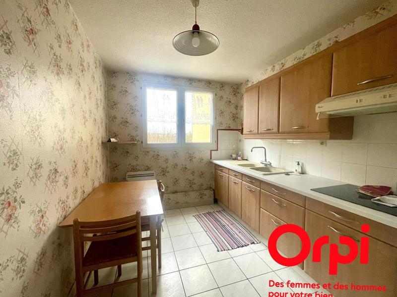 Appartement - 75 m² - 3 pièces