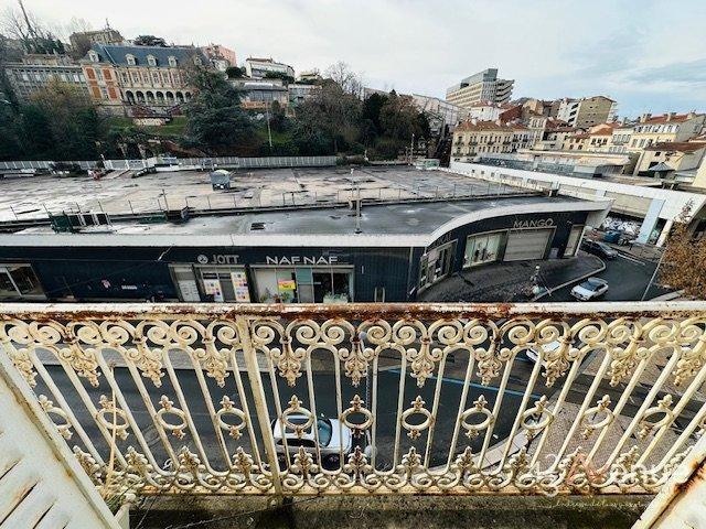 Appartement - 75 m² - 3 pièces