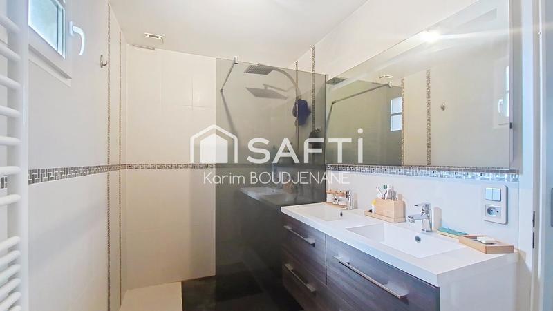 Maison - 80 m² - 5 pièces