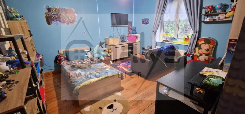 Propriété - 175 m² - 7 pièces