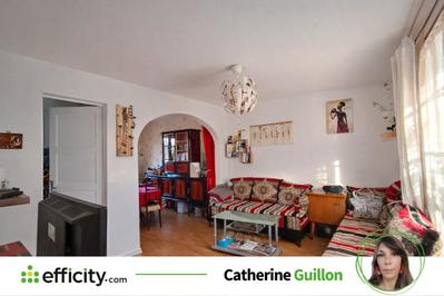 Maison - 90 m² - 5 pièces