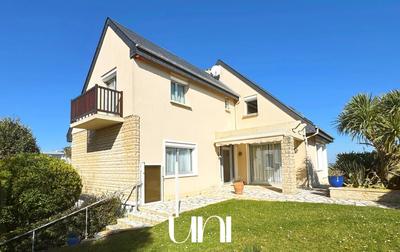 Maison - 141 m² - 6 pièces