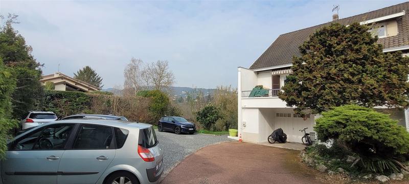 Appartement - 238 m² - 10 pièces
