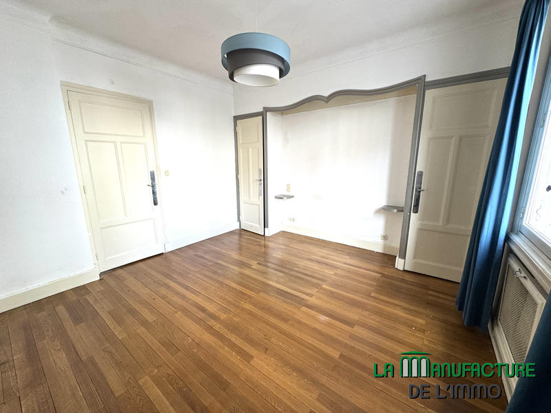 Appartement - 102 m² - 4 pièces