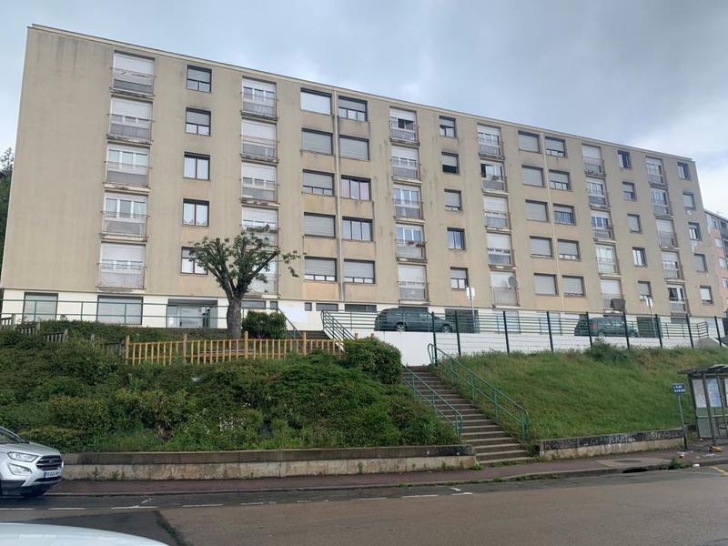 Appartement - 70 m² - 4 pièces