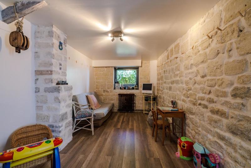 Maison - 205 m² - 8 pièces