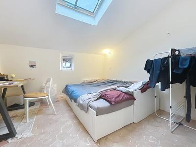 Studio - 20 m² - 1 pièce