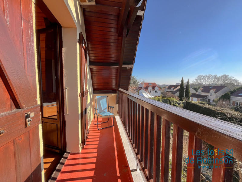 Maison - 184 m² - 7 pièces