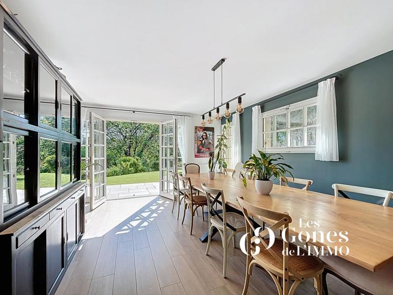 Maison - 175 m² - 6 pièces