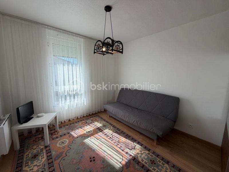 Maison - 97 m² - 6 pièces