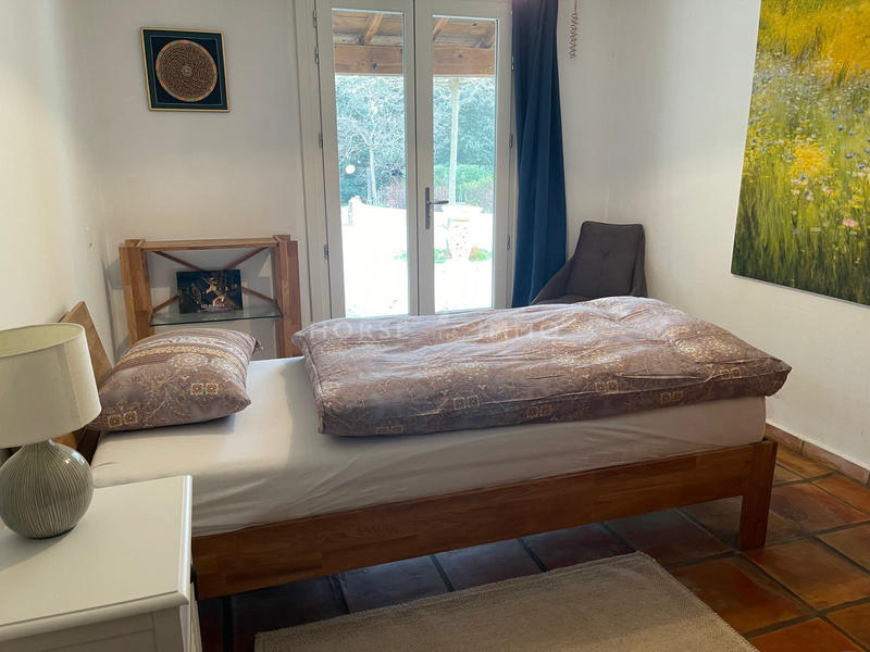 Maison - 200 m² - 6 pièces