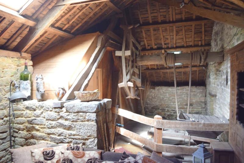 Maison - 251 m² - 10 pièces