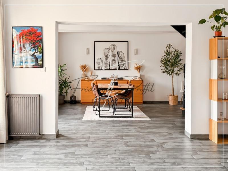 Maison - 126 m² - 5 pièces