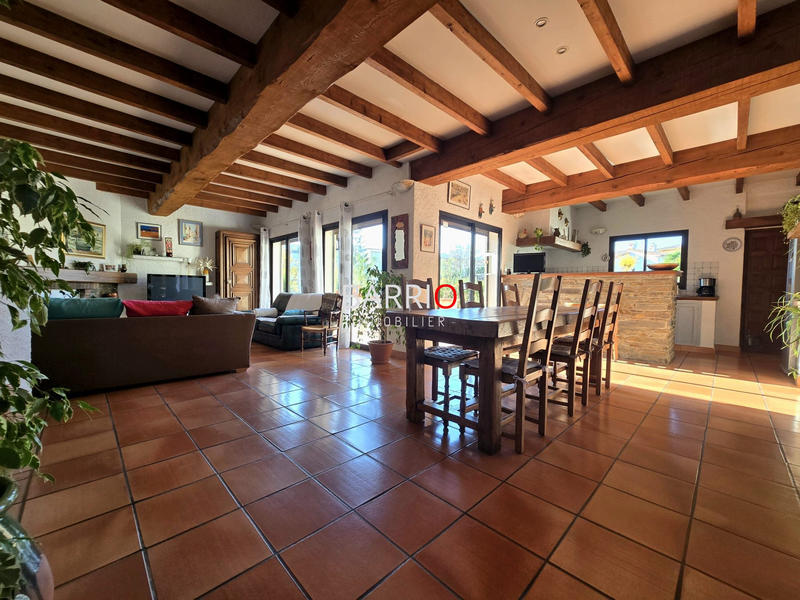 Villa - 139 m² - 5 pièces