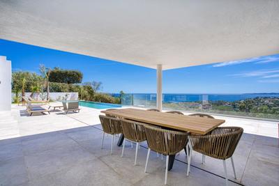 Villa - 287 m² - 7 pièces