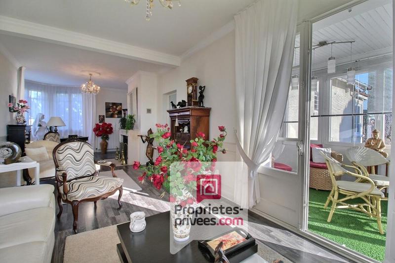 Maison - 166 m² - 7 pièces