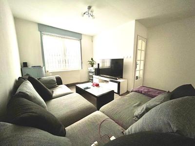 Maison - 111 m² - 5 pièces