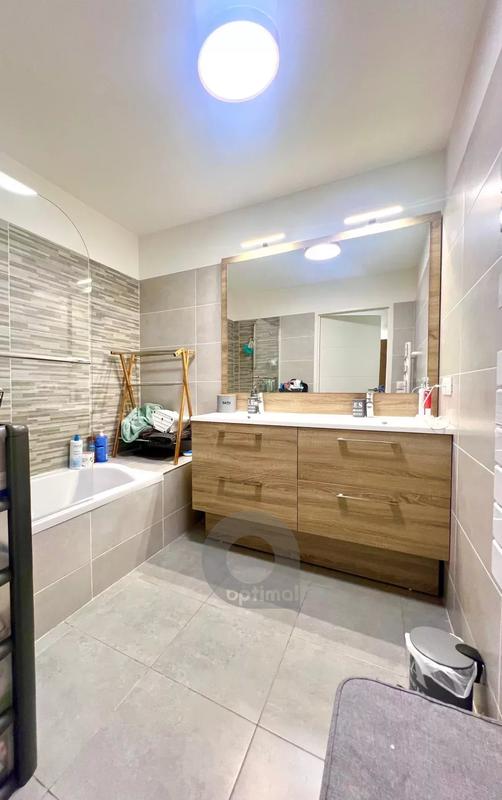 Appartement - 61 m² - 3 pièces