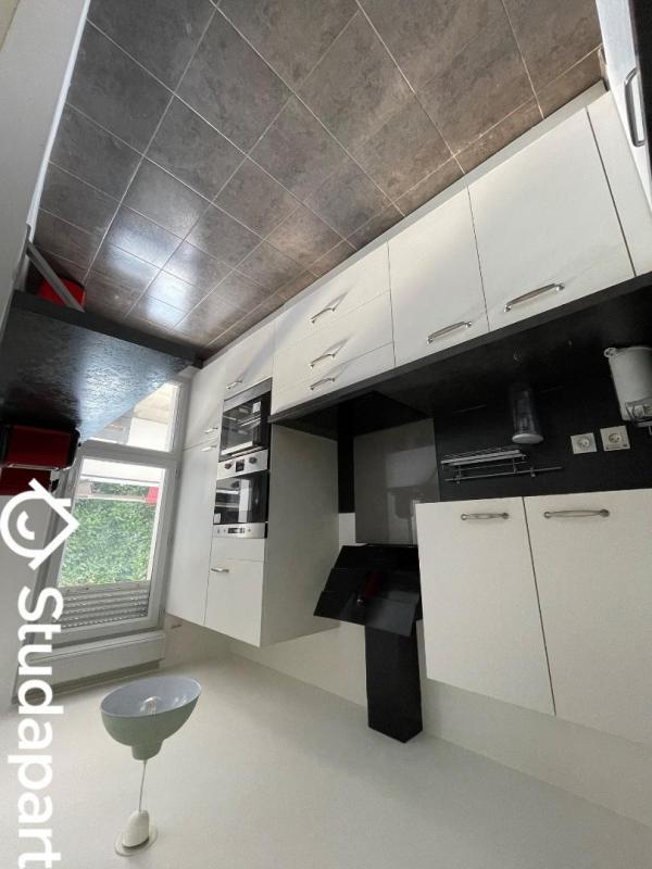 Chambre - 9 m² - 1 pièce