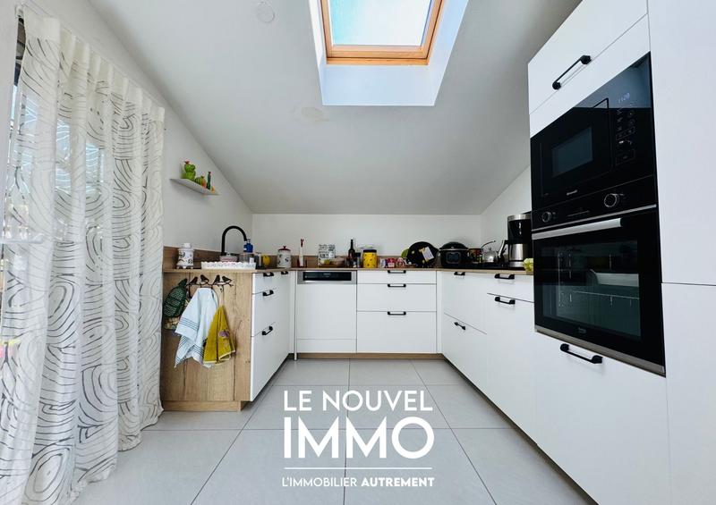 Maison - 92 m² - 3 pièces