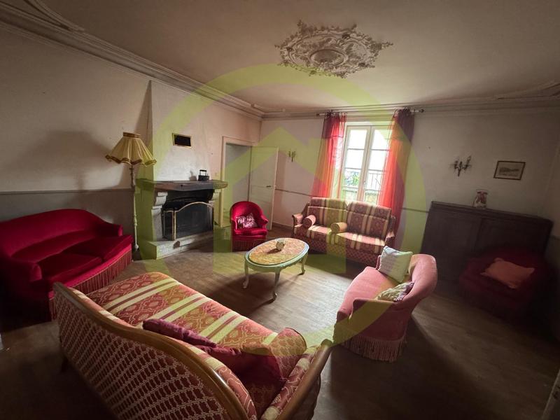 Maison - 310 m² - 17 pièces