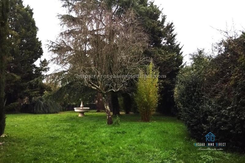 Maison - 169 m² - 8 pièces