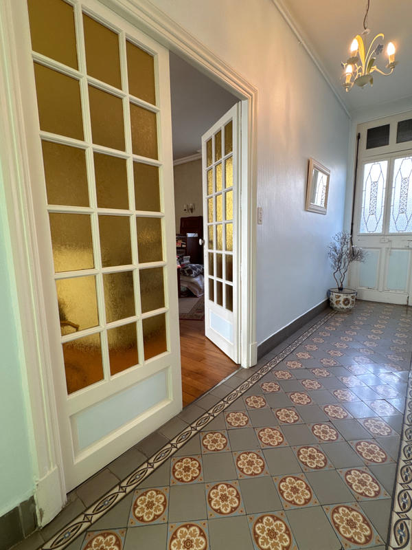 Maison - 152 m² - 8 pièces