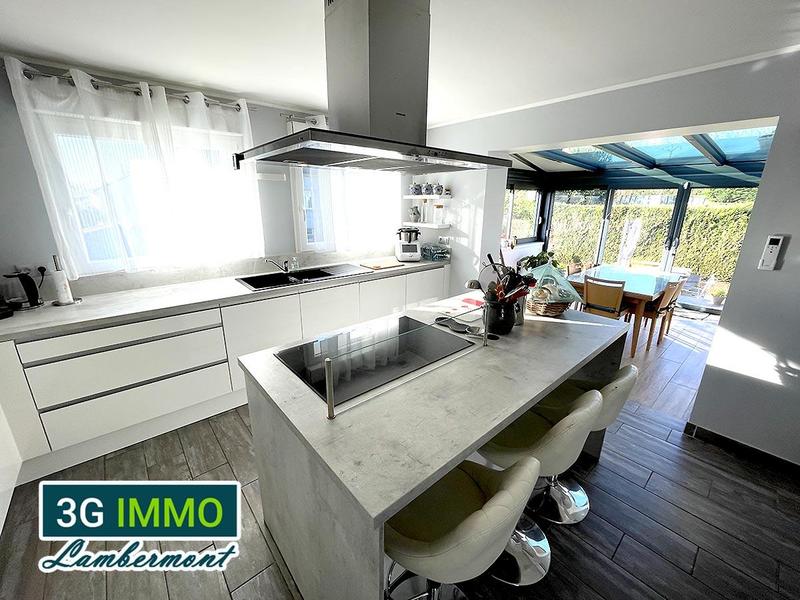 Maison - 160 m² - 8 pièces