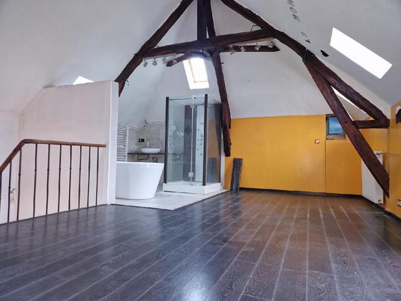 Maison - 240 m² - 5 pièces