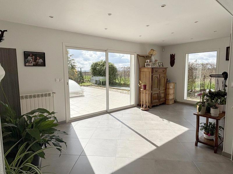 Maison - 195 m² - 8 pièces