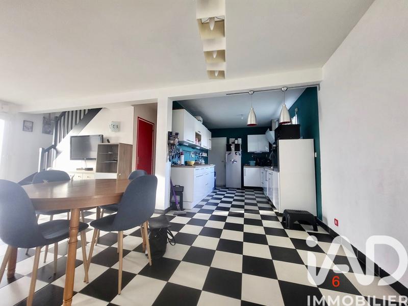 Maison - 105 m² - 5 pièces