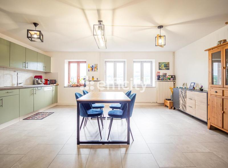 Maison de village - 106 m² - 4 pièces