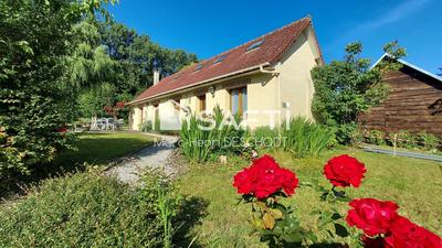 Maison - 95 m² - 6 pièces