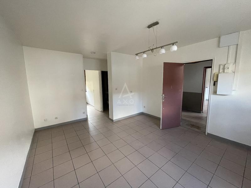 Immeuble - 174 m² - 12 pièces