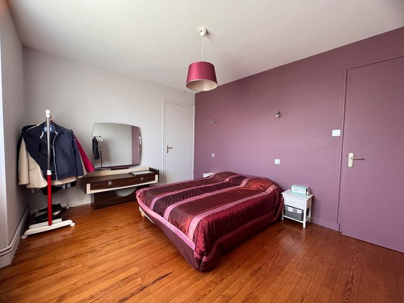 Maison - 96 m² - 5 pièces