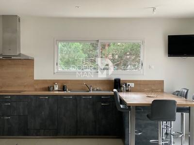 Maison - 100 m² - 3 pièces