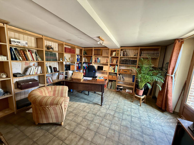 Maison - 361 m² - 14 pièces