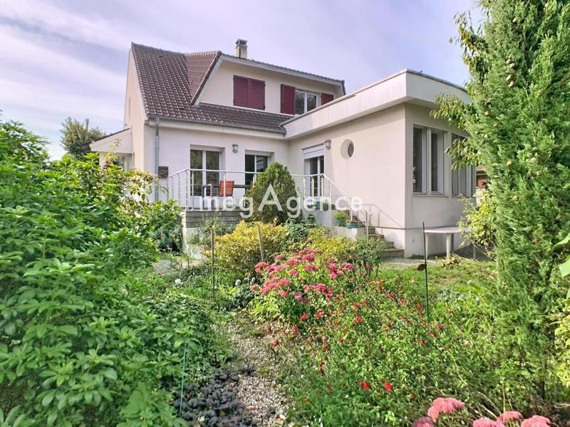 Maison - 170 m² - 6 pièces