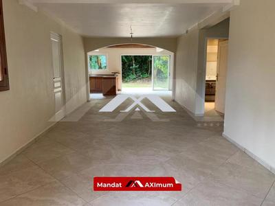 Maison traditionnelle - 160 m² - 5 pièces