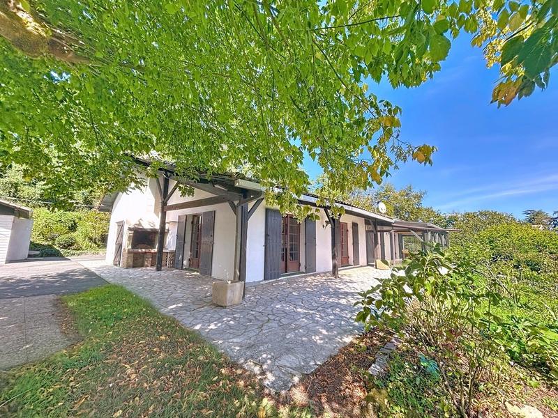 Maison ancienne - 138 m² - 4 pièces