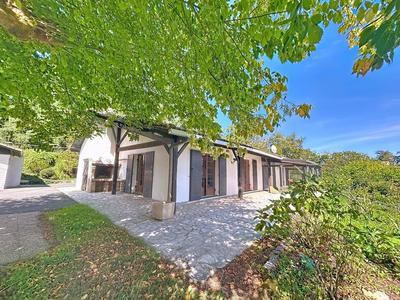 Maison ancienne - 138 m² - 4 pièces