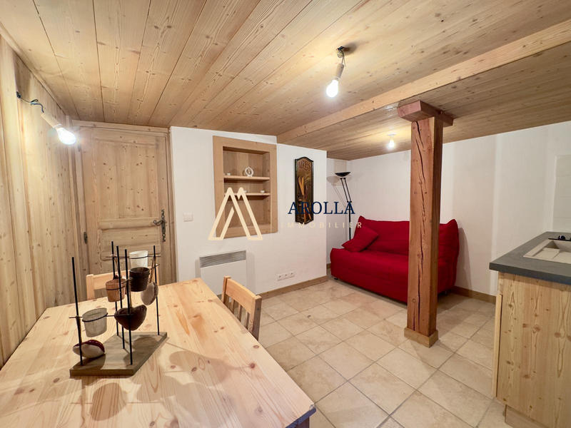 Fonds de commerce - Local commercial - 137 m²