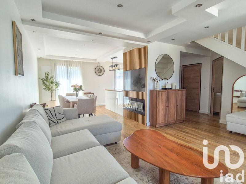 Maison - 131 m² - 7 pièces